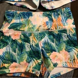 Fleo Power High Rise Tropical Print Women's Shorts